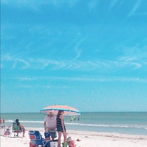 Meet your Posher, Ava